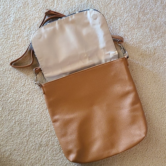 Thirty One Purse - Picture 2 of 4